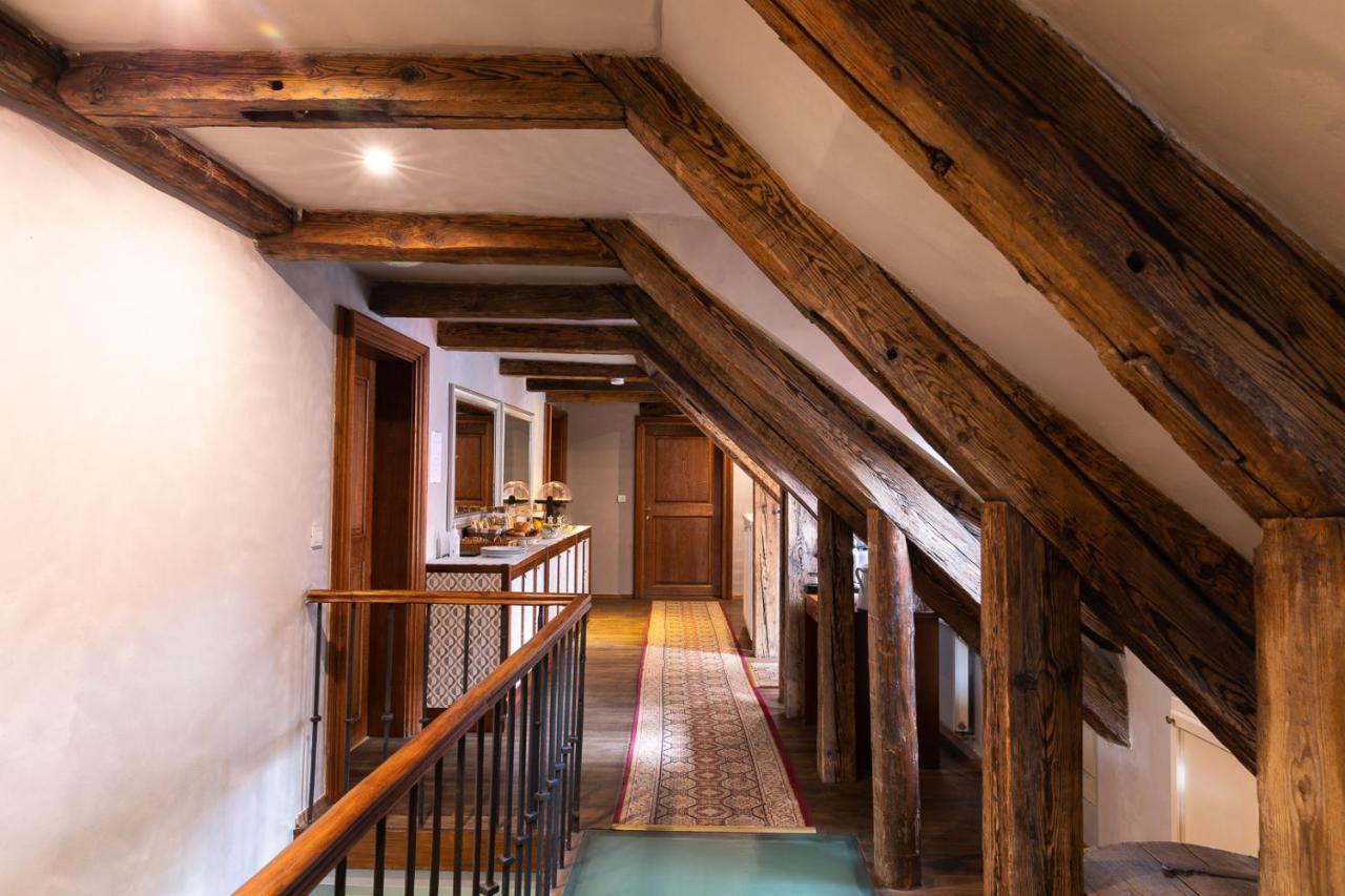 Miss Sophie'S Charles Bridge Hotel Prague Exterior photo