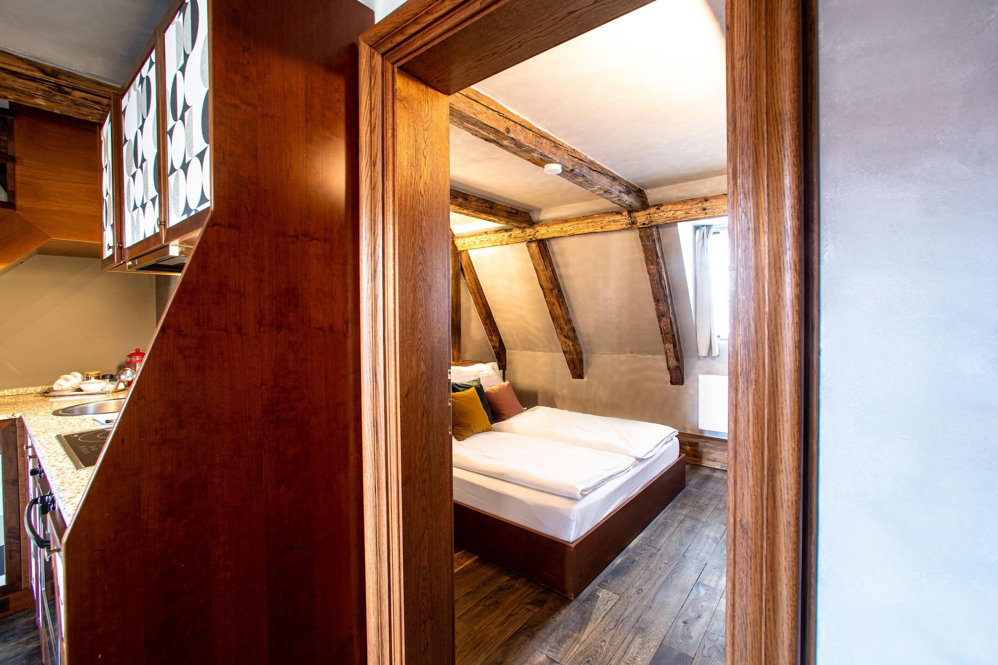 Miss Sophie'S Charles Bridge Hotel Prague Exterior photo