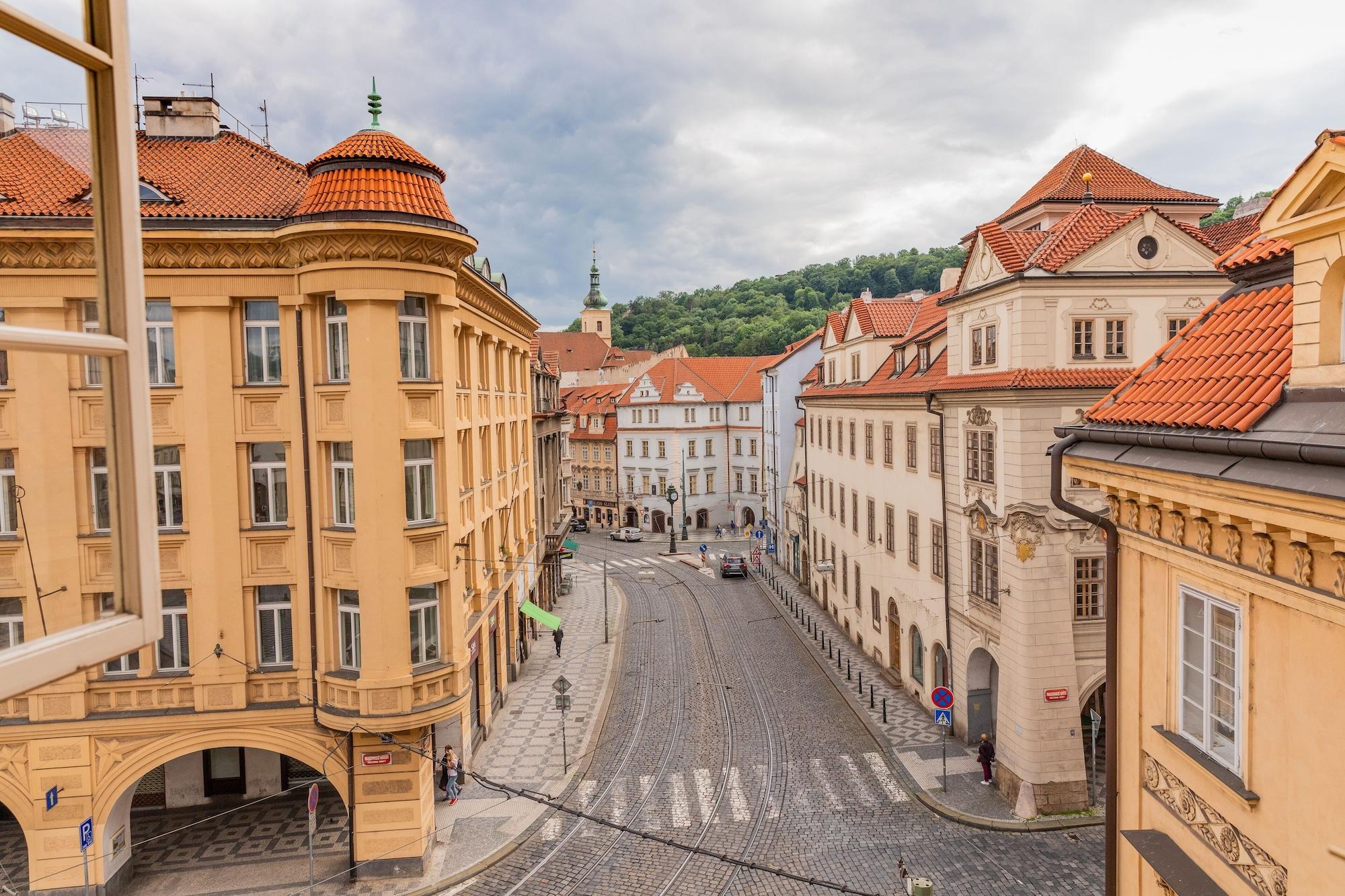 Miss Sophie'S Charles Bridge Hotel Prague Exterior photo