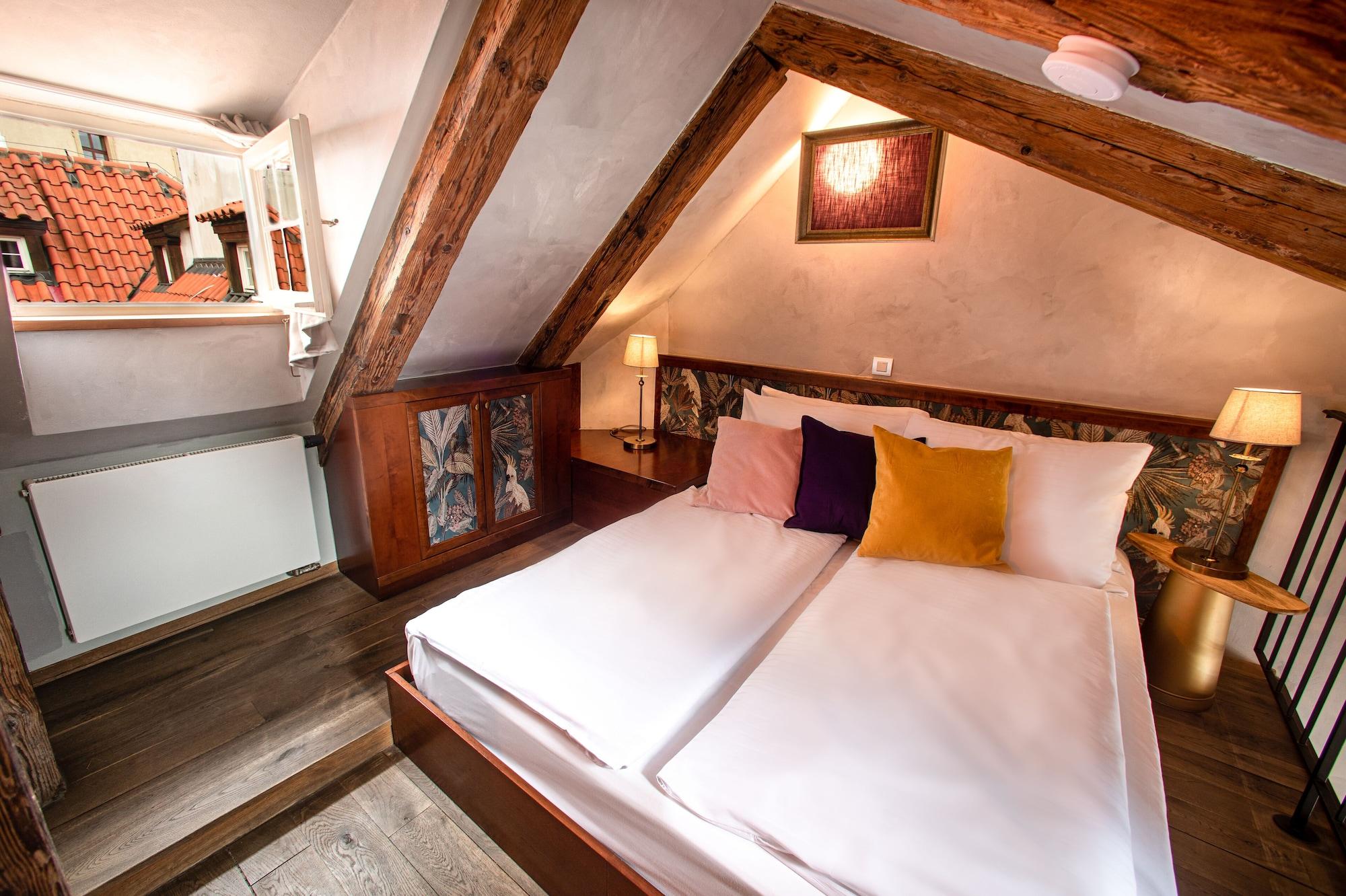 Miss Sophie'S Charles Bridge Hotel Prague Exterior photo