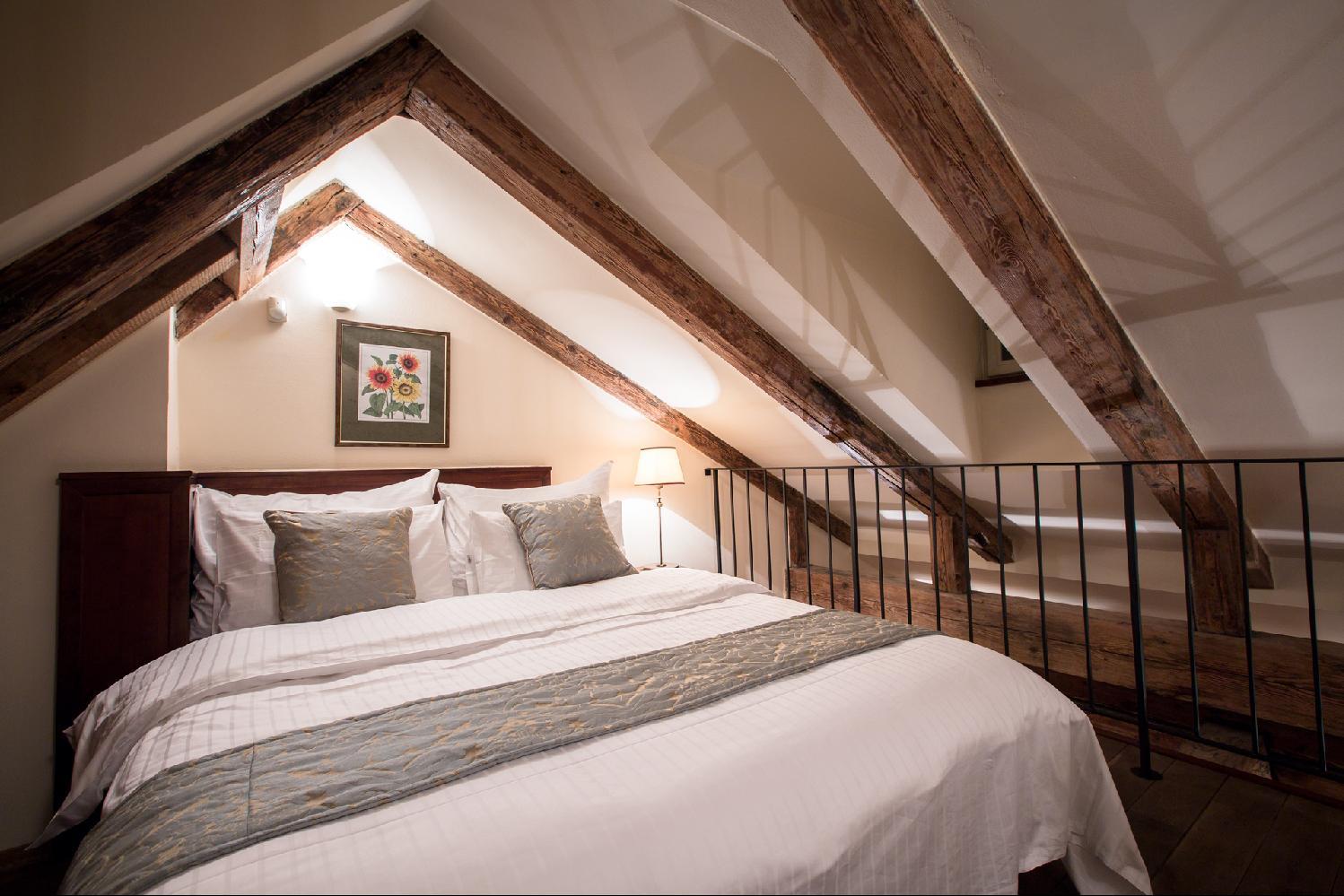 Miss Sophie'S Charles Bridge Hotel Prague Exterior photo